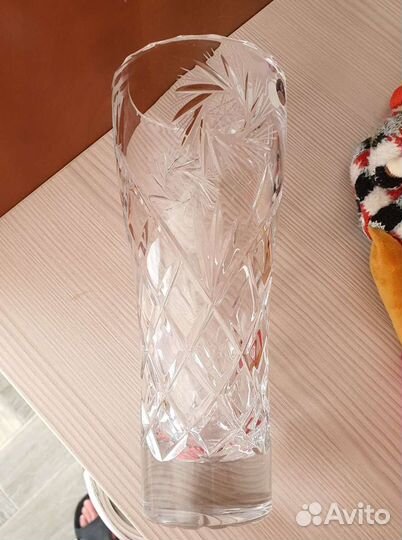 Ваза для цветов хрустальная