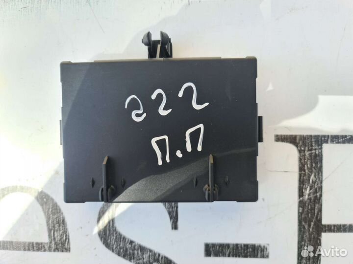 Блок передней правой двери Mercedes W222