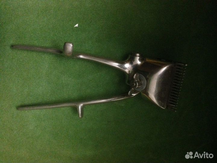 Раритет. Машинка для стрижки волос СССР.1958 года