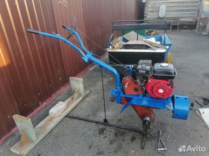 Продам мотоблок каскад (двигатель хонда)