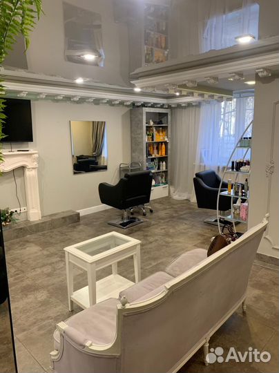 Парикмахерское кресло в аренду