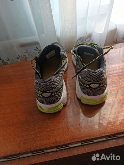 Кроссовки мужские