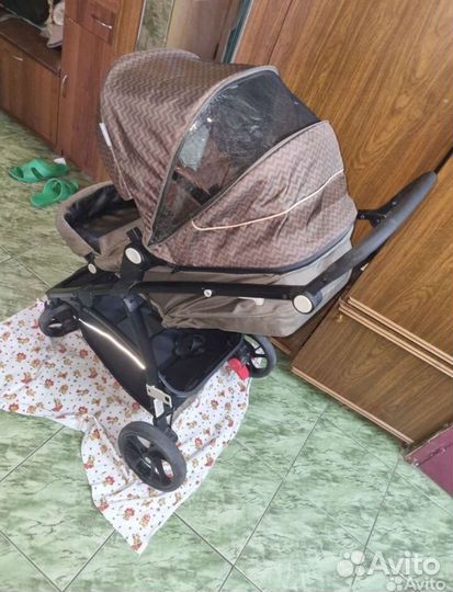 Прогулочная коляска babyton