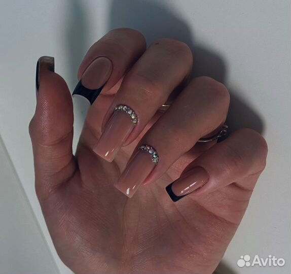 Наращивание ногтей