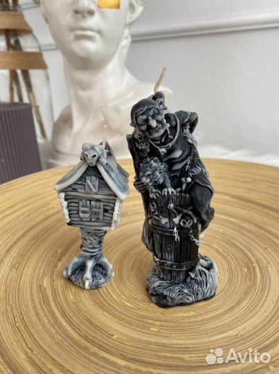 Свеча Баба Яга с молодильным яблоком