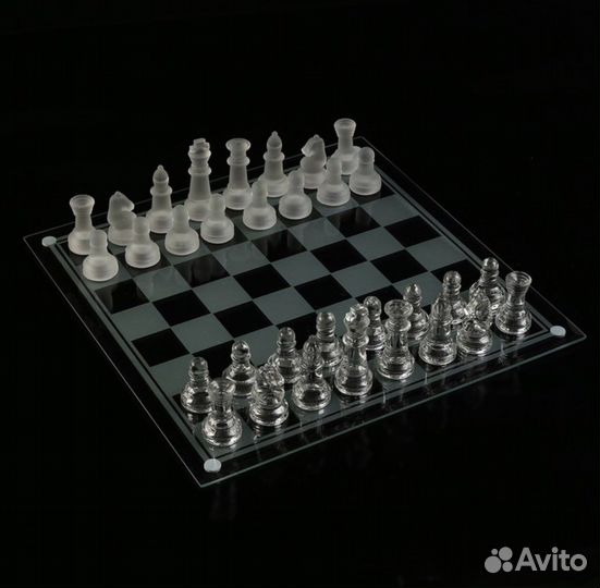 Шахматы стеклянные новые 35х35см