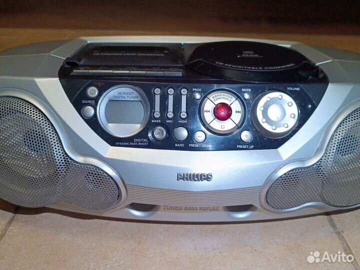 Музыкальный центр бумбокс Philips AZ2040