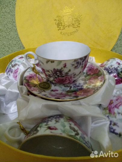 Китайский фарфоровый чайный сервиз 6 персон. Новый