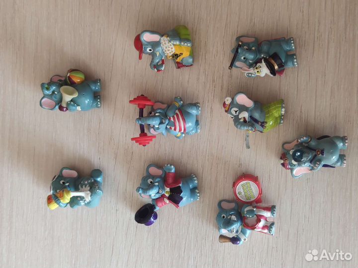 Киндеры пингвины крокодилы динозавры слоны