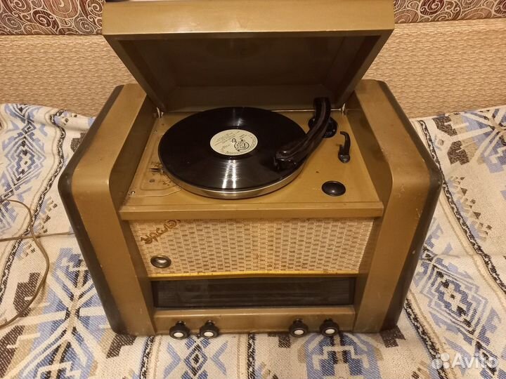 Ламповая радиола 