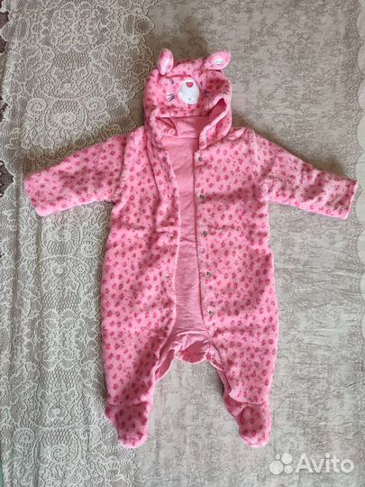 2 комбинезона и шапка тёплая