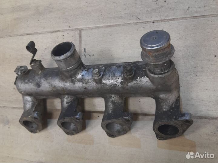 Впускной коллектор 4D56 Pajero 2