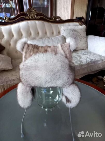 Зимняя шапка из меха песца