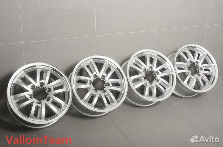 Лот UP26473955 Фирменные 17-е диски weds