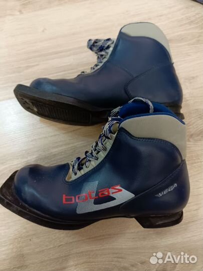 Лыжные ботинки botas