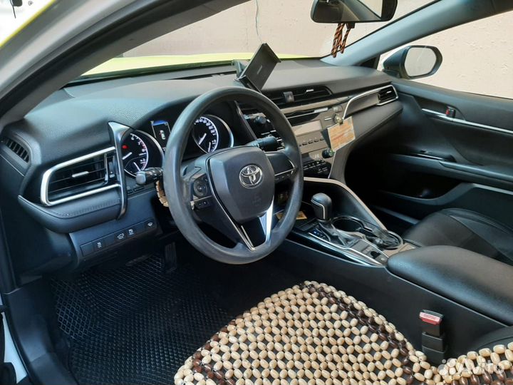 Toyota Camry 2.0 AT, 2019, 238 000 км