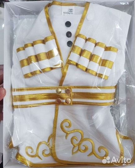 Национальный костюм 0+