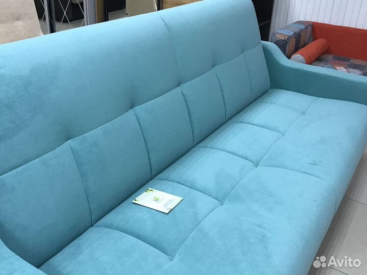 Диван поямой