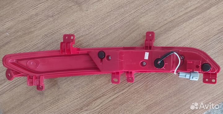 Задний противотуманный фонарь птф Geely Tugella