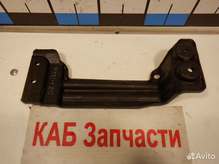 Кронштейн рулевой колонки Hyundai H1 Grand Starex