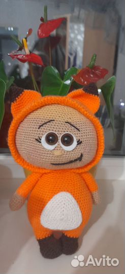 Бонни в костюме лисички