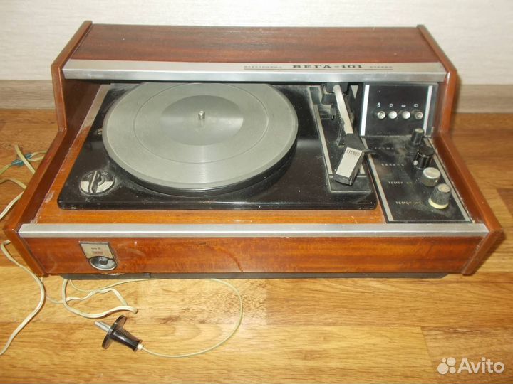 Электрофон Вега-101-стерео. 1978г