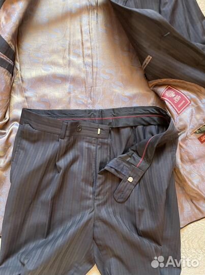 Костюм мужской