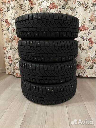 Viatti Brina Nordico V-522 175/65 R14 82T