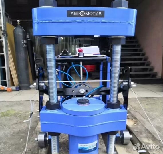 Вш95-300 Выпрессовщик шкворней с тележкой 106 тонн