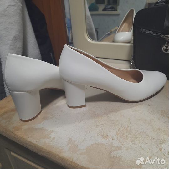 Туфли женские