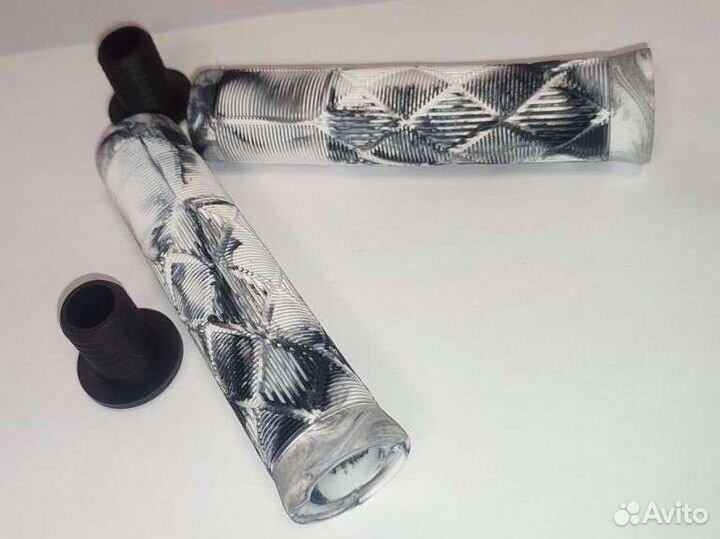 Грипсы трюкового самоката