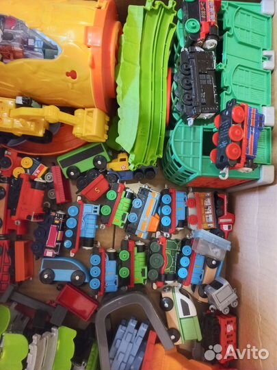 Игрушки железная Дорога паровозики Томас