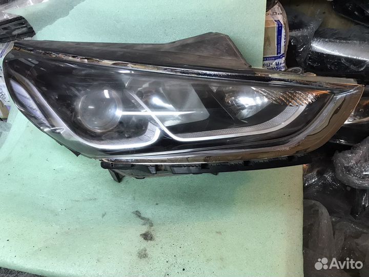 Фара правая Hyundai sonata 7