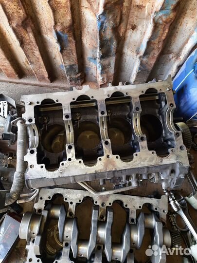 Продам блок двигателя 4М51