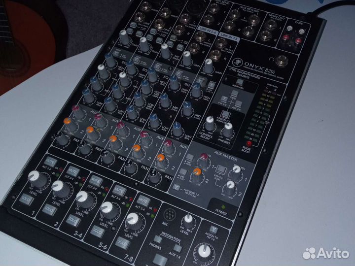 Микшерный пульт Onyx 820i