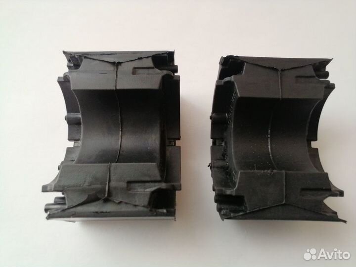 Втулка стабилизатора VAG 1K0411303AM (комплект)