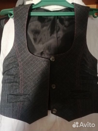 Школьный костюм