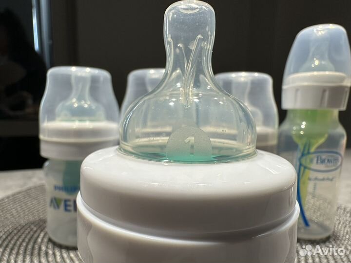 Бутылочки для кормления Avent и Dr Browns