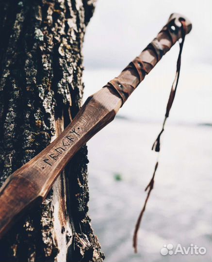 Кованый топор обрядовый Варяг