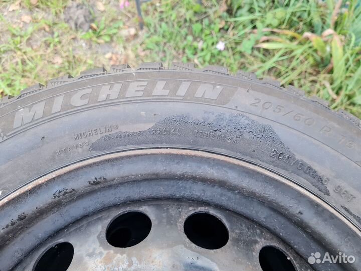 Michelin X-Ice North 4 205/60 R16 96T