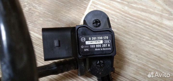 Датчик давления воздуха Volkswagen Golf