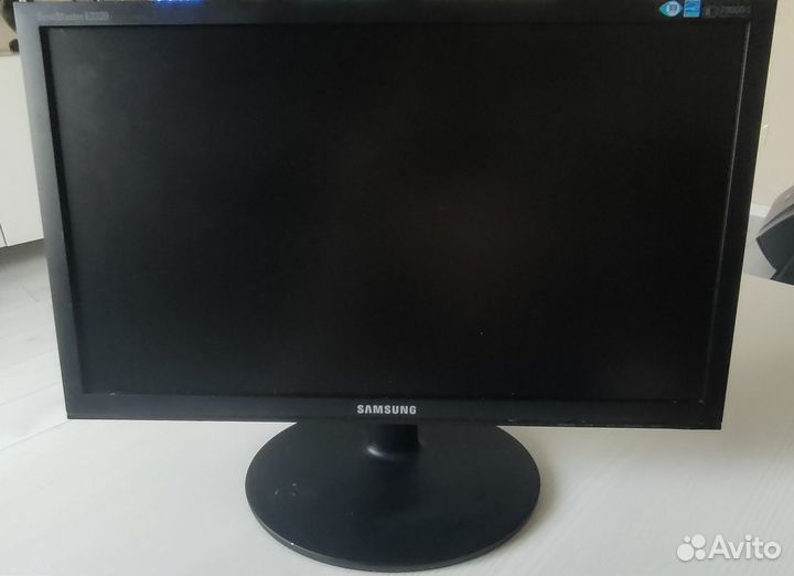 Монитор Samsung E2220N