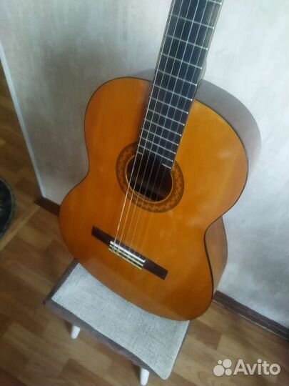 Классическая гитара yamaha c40
