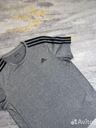 Футболка Adidas Essentials(оригинал)