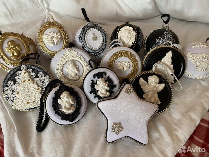 Новогодние игрушки