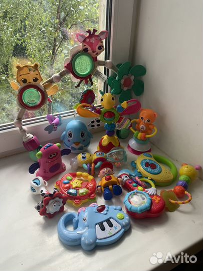 Развивающие игрушки пакетом
