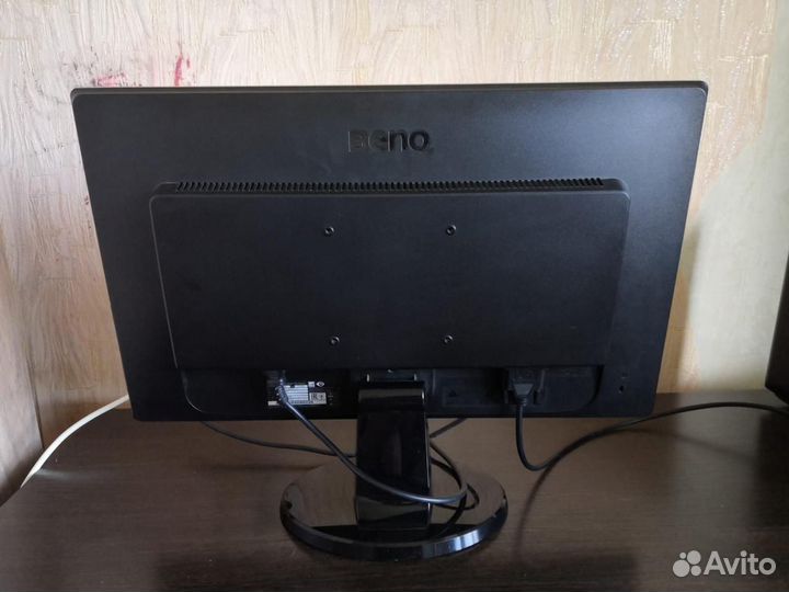Монитор 22