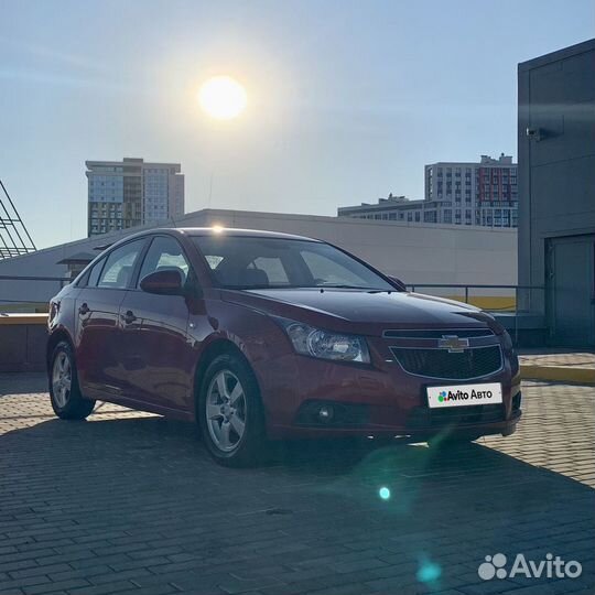 Chevrolet Cruze 1.8 AT, 2010, 133 407 км