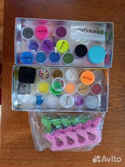 Декор для ногтей и колпачки для педикюра