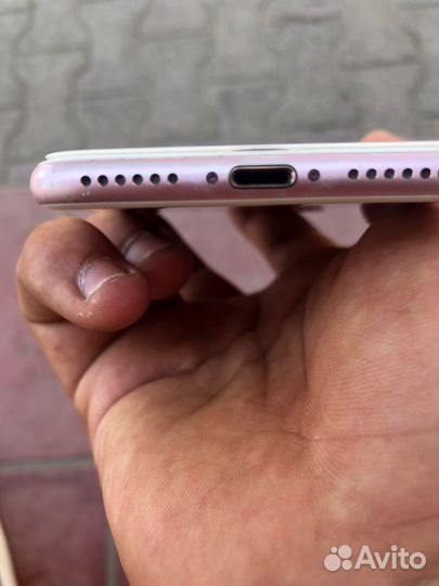 Телефон iPhone 7 128gb